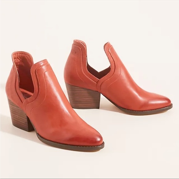 Anthro Silent D cut out booties in terracotta leather GORGEOUS! Size 40 Like new - Picture 2 of 14